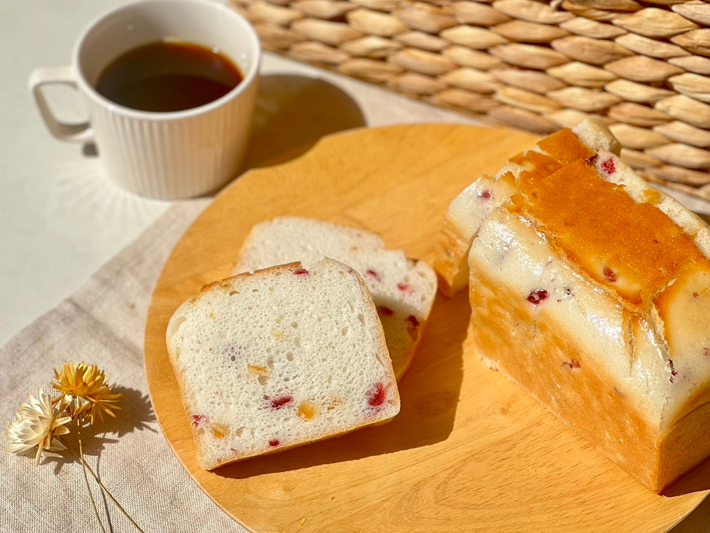 オレンジクランベリー食パン