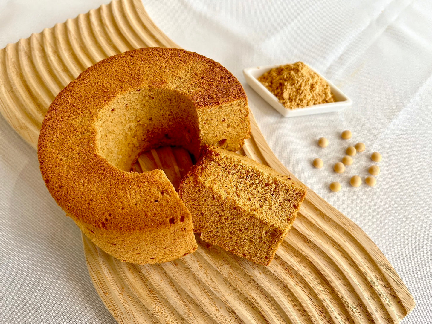 シフォンケーキ【豆乳きなこ】