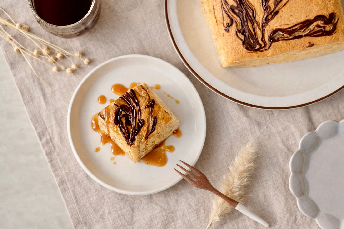 農薬不使用米粉の焦がしキャラメル香るチョコバナナ生カステラ