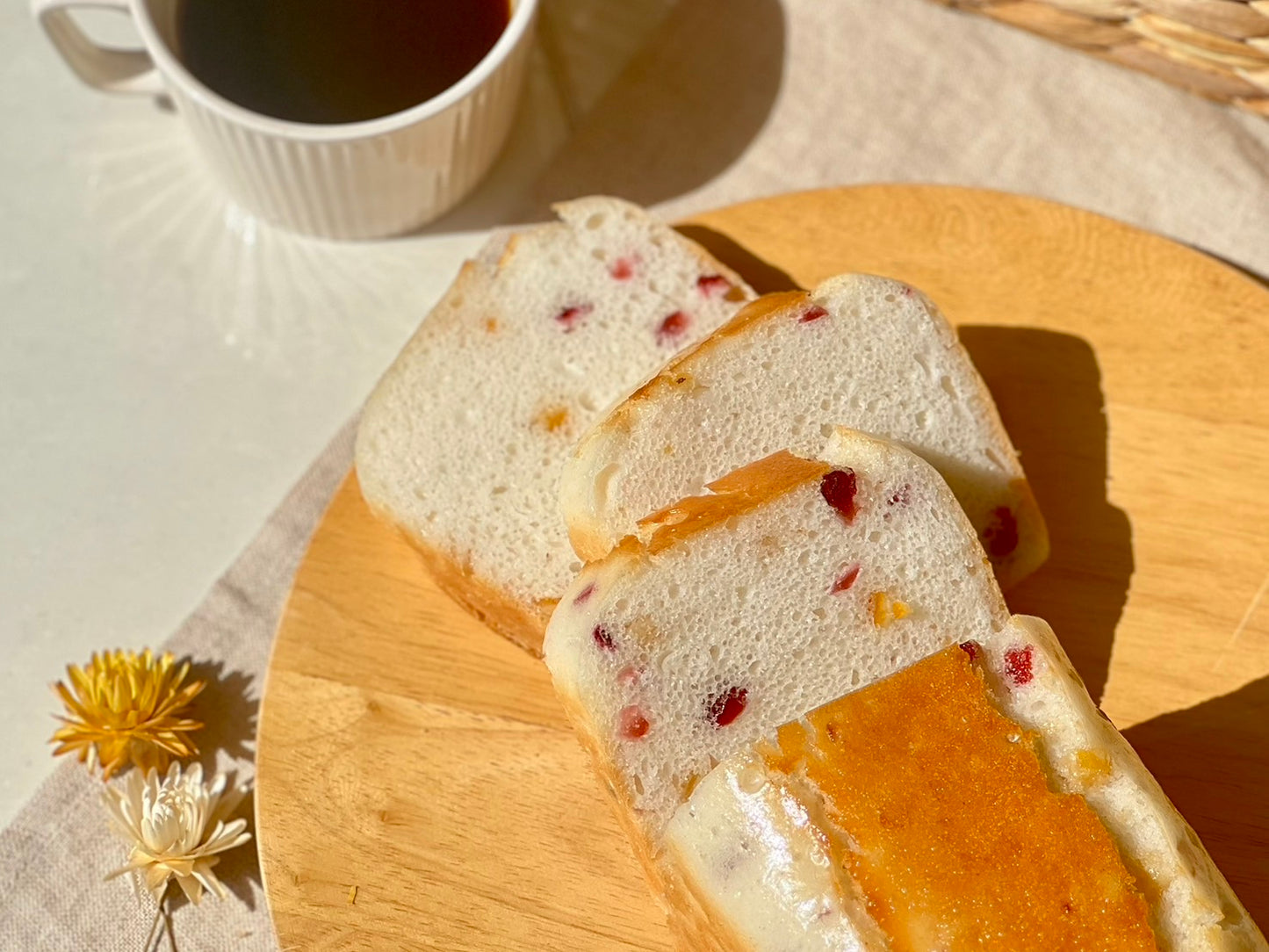 オレンジクランベリー食パン